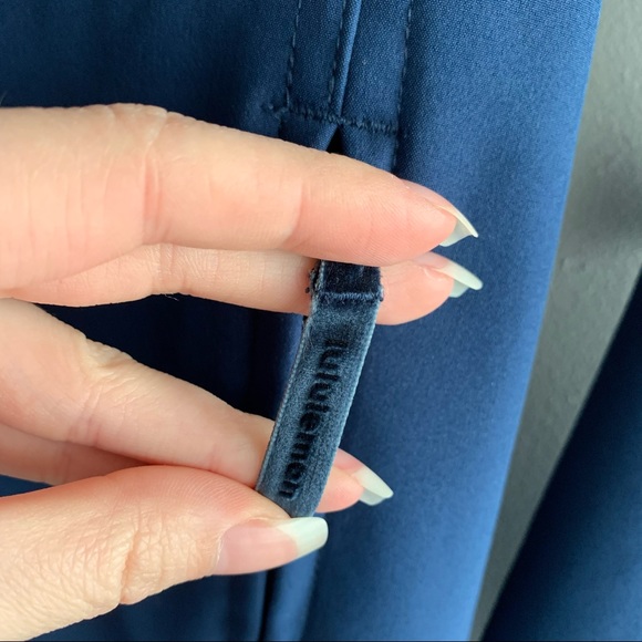 LULULEMON Apres Yoga Soft Shell Hooded Rain Jacket - Picture 4 of 14